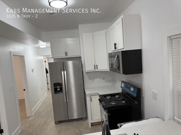 3 bedrooms apartment for rent in Humboldt Park - West Side, Chicago