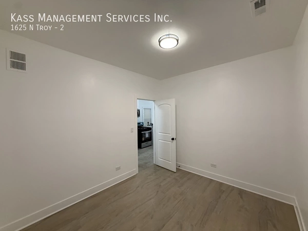 3 bedrooms apartment for rent in Humboldt Park - West Side, Chicago