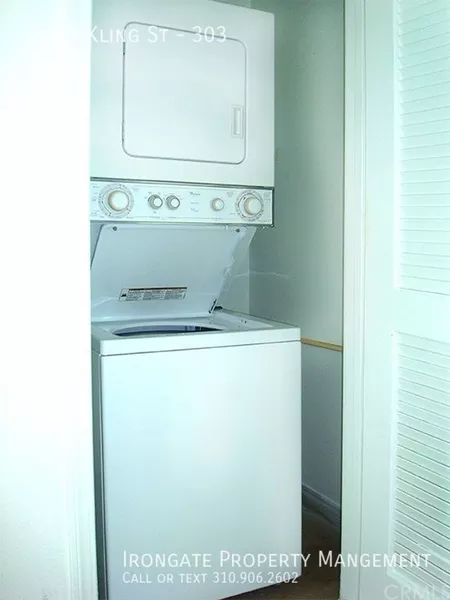 2 bedrooms apartment for rent in Valley Village - San Fernando Valley, Los Angeles