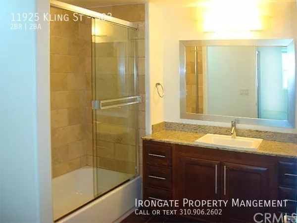 2 bedrooms apartment for rent in Valley Village - San Fernando Valley, Los Angeles