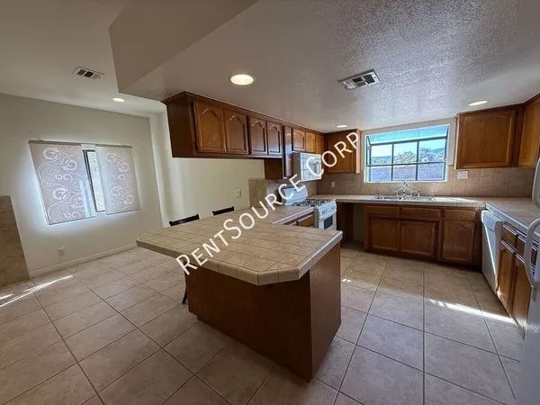 3 bedrooms apartment for rent in Lancaster - Central Lancaster, Lancaster