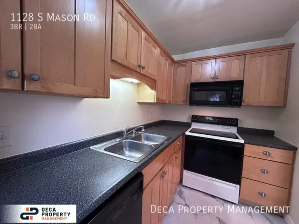 3 bedrooms apartment for rent in Creve Coeur - West County, Saint Louis