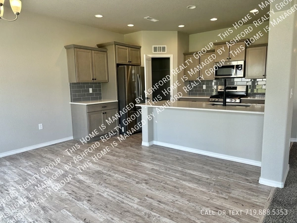 3 bedrooms apartment for rent in Cimarron Hills - East COS, Colorado Springs