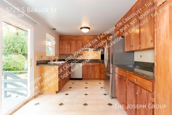 3 bedrooms apartment for rent in Dunlap - SE Seattle, Seattle