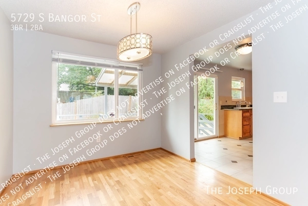 3 bedrooms apartment for rent in Dunlap - SE Seattle, Seattle