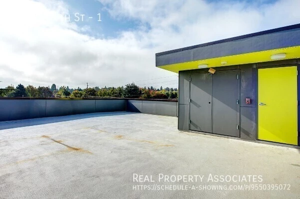 Studio Apartment for rent in Green Lake - North Seattle, Seattle