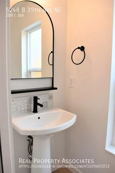 2 bedrooms apartment for rent in Laurelhurst - North Seattle, Seattle