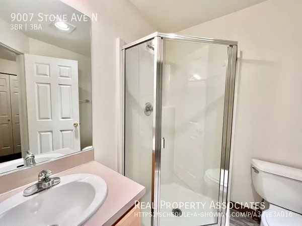 3 bedrooms apartment for rent in Greenwood Seattle - North Seattle, Seattle