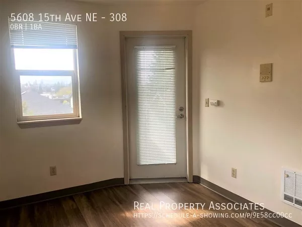 Studio Apartment for rent in University District - North Seattle, Seattle