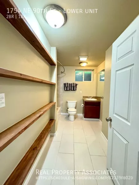 2 bedrooms apartment for rent in Wedgwood - North Seattle, Seattle