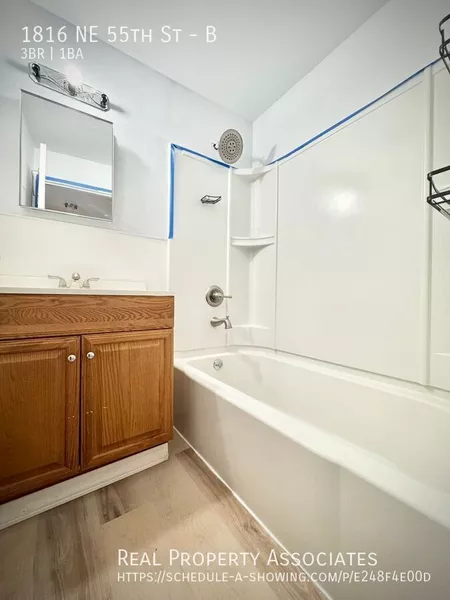 3 bedrooms apartment for rent in University District - North Seattle, Seattle