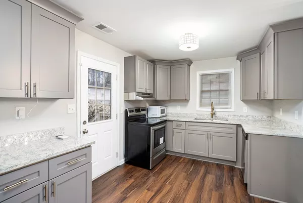 6 bedrooms apartment for rent in West Highlands - West Atl, Atlanta