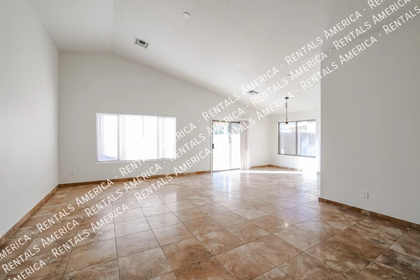 3 bedrooms apartment for rent in Tolleson - SW Valley, Phoenix