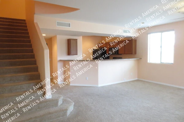 3 bedrooms apartment for rent in Desert View - Phoenix, Phoenix