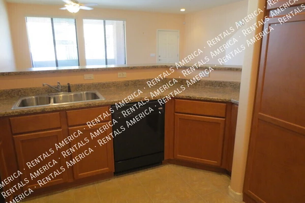 3 bedrooms apartment for rent in Desert View - Phoenix, Phoenix