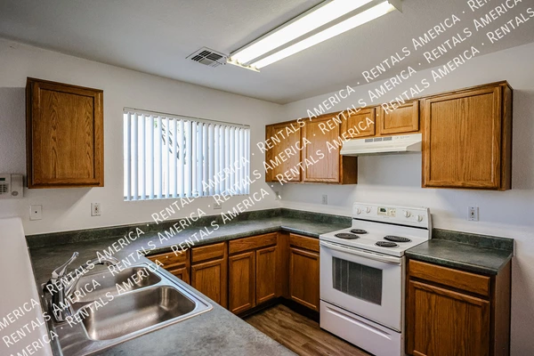 4 bedrooms apartment for rent in Tolleson - SW Valley, Phoenix