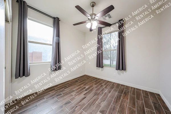 4 bedrooms apartment for rent in North Gateway - Phoenix, Phoenix