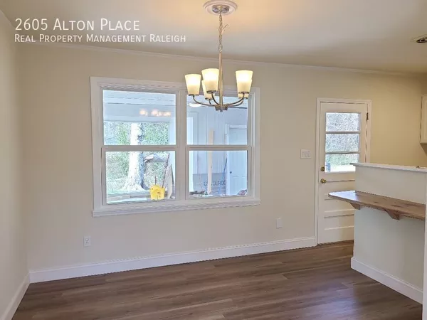 3 bedrooms apartment for rent in Worthdale - South Raleigh, Raleigh