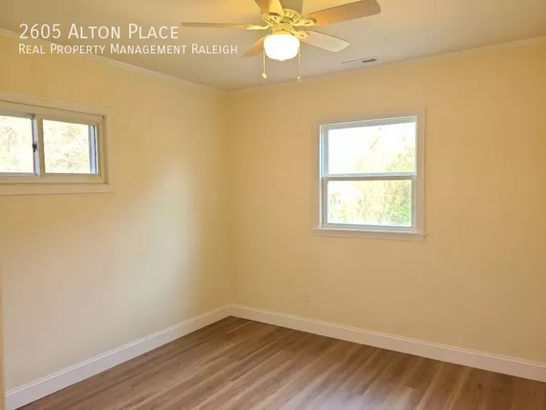 3 bedrooms apartment for rent in Worthdale - South Raleigh, Raleigh