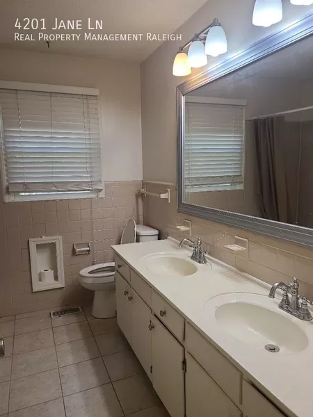 3 bedrooms apartment for rent in Millbrook - North Raleigh, Raleigh
