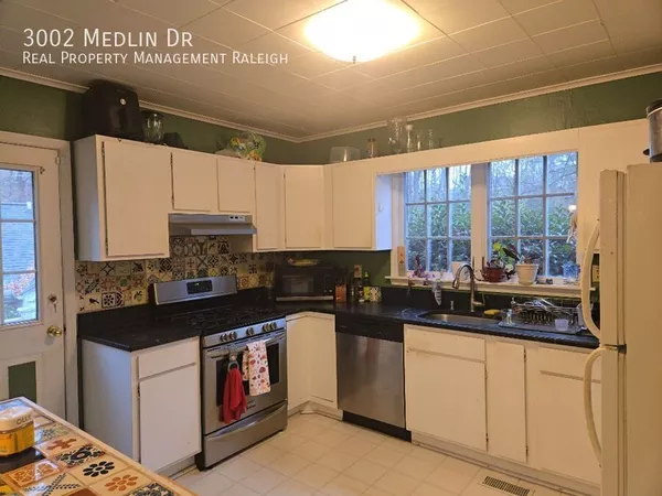 2 bedrooms apartment for rent in Oberlin Village - Central Raleigh, Raleigh