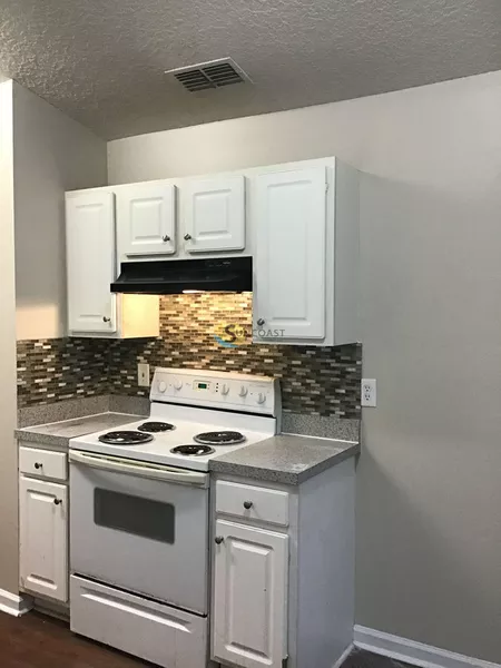 3 bedrooms apartment for rent in Cedar Hills - Westside, Jacksonville