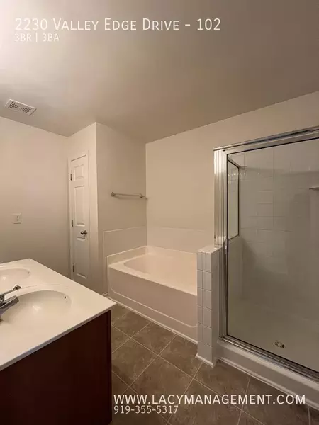 3 bedrooms apartment for rent in Bedford at Falls River - North Raleigh, Raleigh