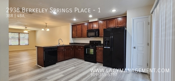 3 bedrooms apartment for rent in Millbrook - North Raleigh, Raleigh