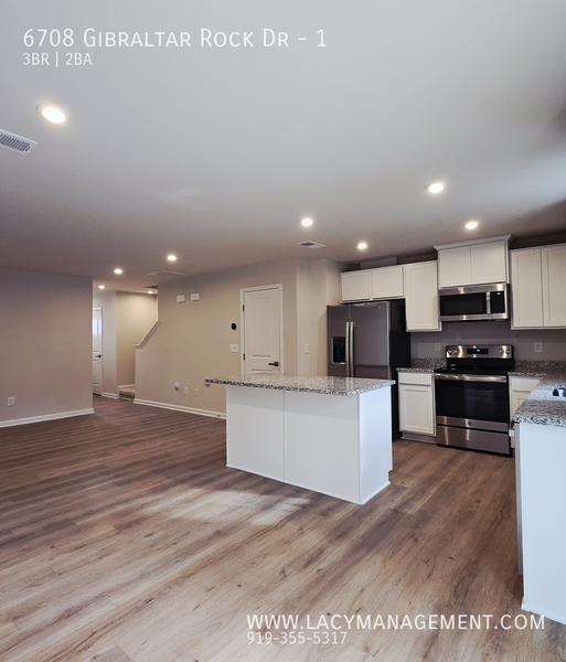 3 bedrooms apartment for rent in Auburn - South Raleigh, Raleigh