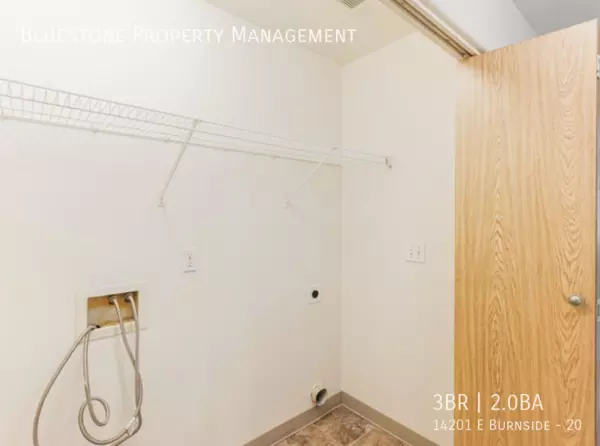 3 bedrooms apartment for rent in Glenfair - East Portland, Portland