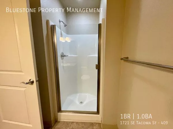 1 bedroom apartment for rent in Sellwood-Moreland - SE Portland, Portland