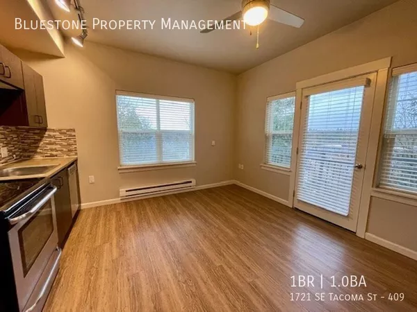 1 bedroom apartment for rent in Sellwood-Moreland - SE Portland, Portland