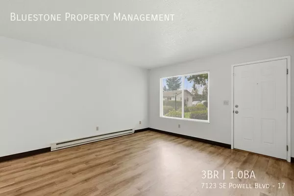 3 bedrooms apartment for rent in Foster-Powell - SE Portland, Portland