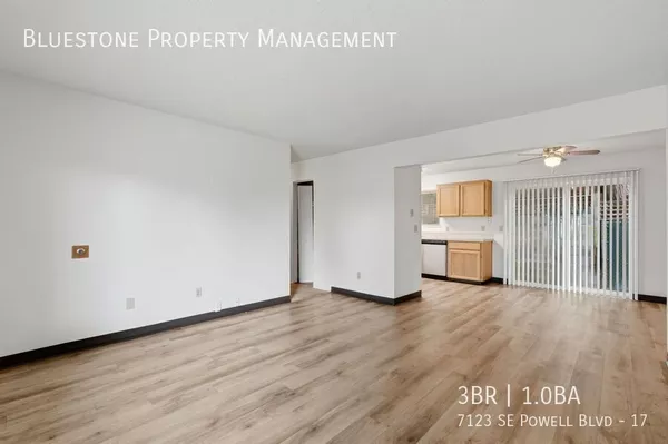 3 bedrooms apartment for rent in Foster-Powell - SE Portland, Portland