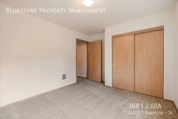 3 bedrooms apartment for rent in Glenfair - East Portland, Portland