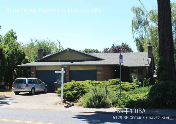 2 bedrooms apartment for rent in Reed - SE Portland, Portland