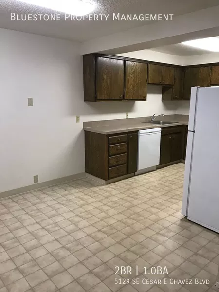 2 bedrooms apartment for rent in Reed - SE Portland, Portland
