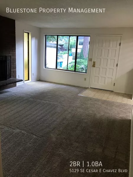 2 bedrooms apartment for rent in Reed - SE Portland, Portland