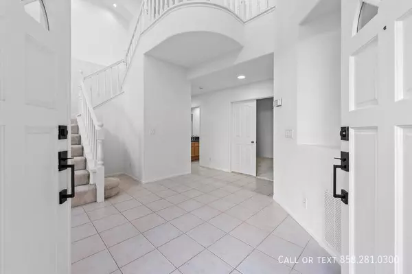 5 bedrooms apartment for rent in Miramar - North SD, San Diego