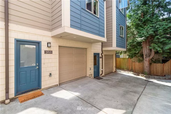 3 bedrooms apartment for rent in Columbia City - SE Seattle, Seattle