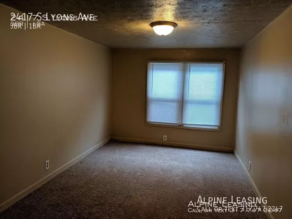 3 bedrooms apartment for rent in Mars Hill - West Indy, Indianapolis