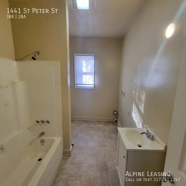 3 bedrooms apartment for rent in Near Southeast - Central Indy, Indianapolis