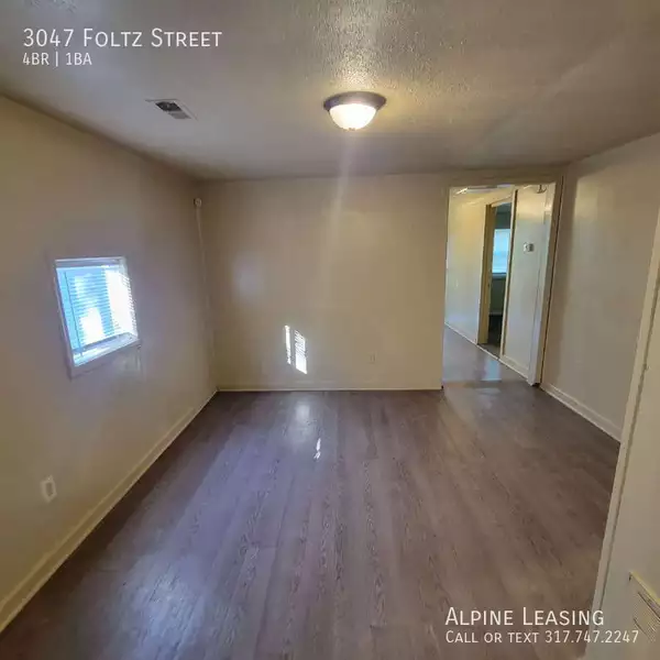 4 bedrooms apartment for rent in Mars Hill - West Indy, Indianapolis