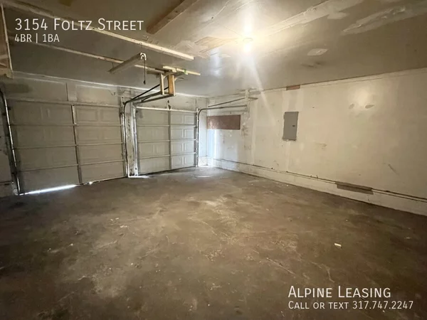 4 bedrooms apartment for rent in Mars Hill - West Indy, Indianapolis