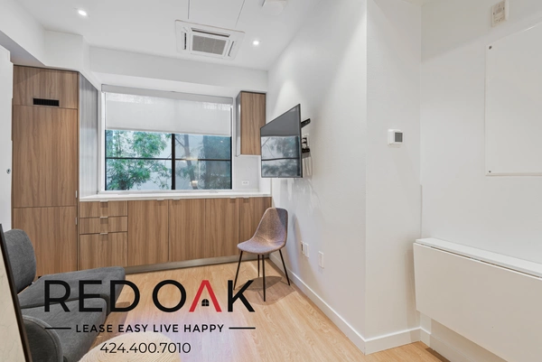 Studio Apartment for rent in Brentwood - Westside / South Bay, Los Angeles