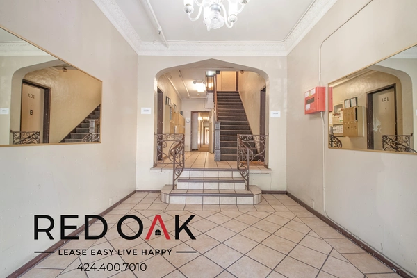 Studio Apartment for rent in Mid Wilshire - Central Los Angeles, Los Angeles