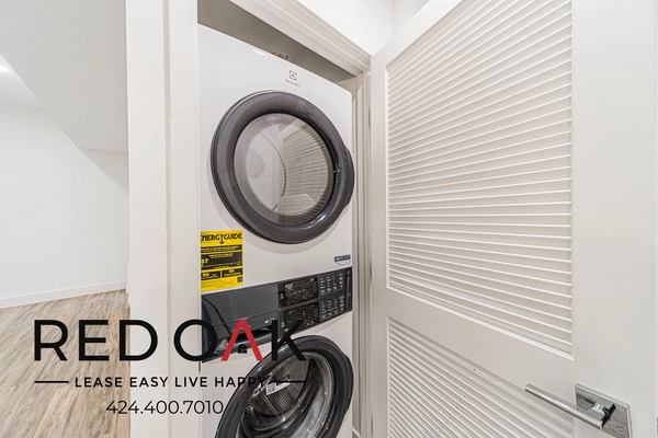 3 bedrooms apartment for rent in Mid City - Central Los Angeles, Los Angeles