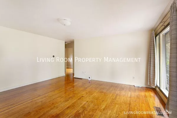 3 bedrooms apartment for rent in Kenton - North Portland, Portland
