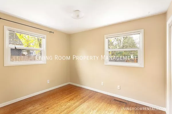 3 bedrooms apartment for rent in Kenton - North Portland, Portland