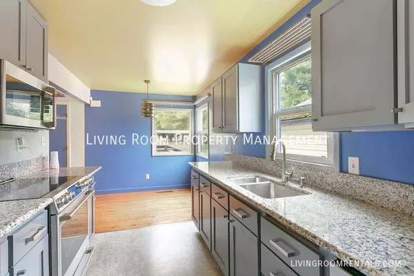 3 bedrooms apartment for rent in Kenton - North Portland, Portland